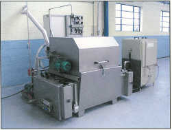 MACHINE DE DEGRAISSAGE A TAMBOUR/PANIERS