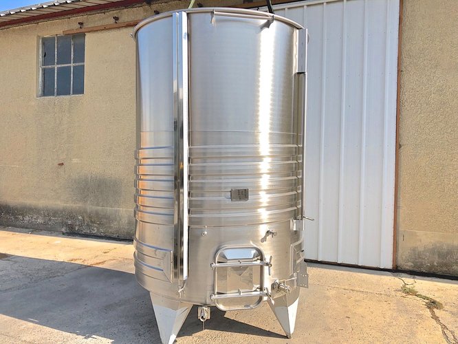 65 hl Cuve inox 304 chapeau flottant