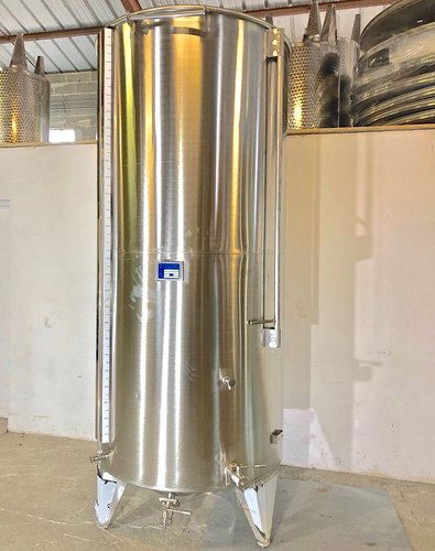 28 hl Cuve INOX 304 chapeau flottant