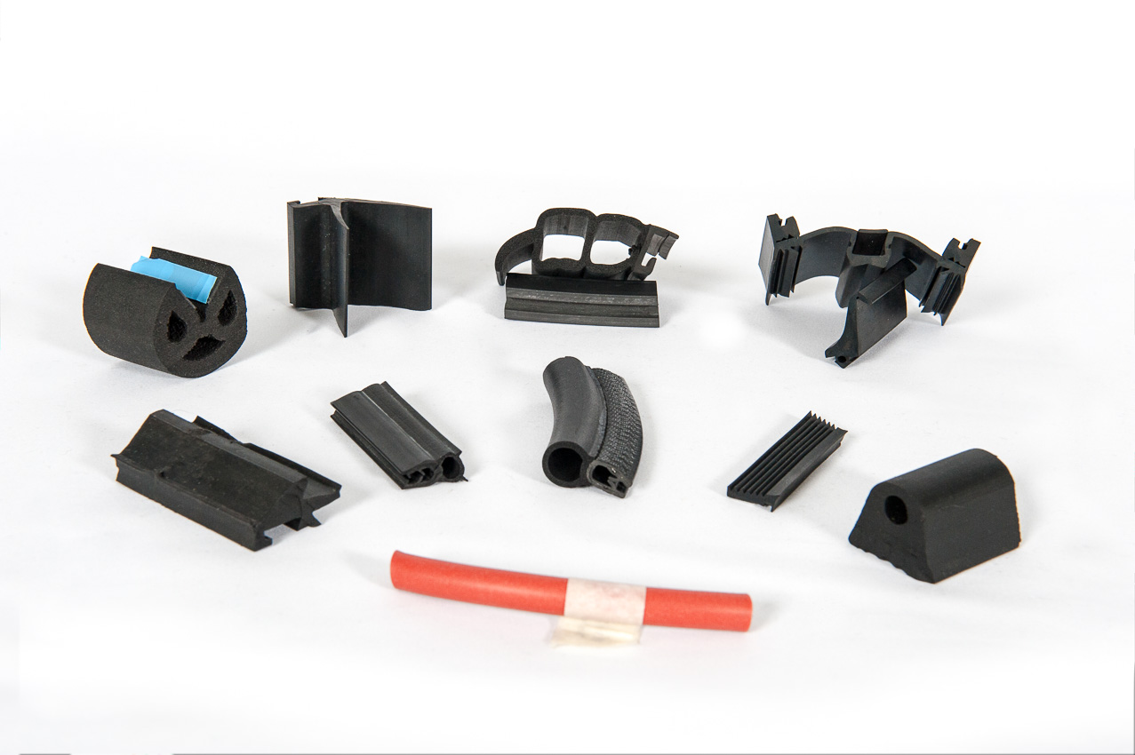 F SIKORSKI INDUSTRIE - Profils extrudés